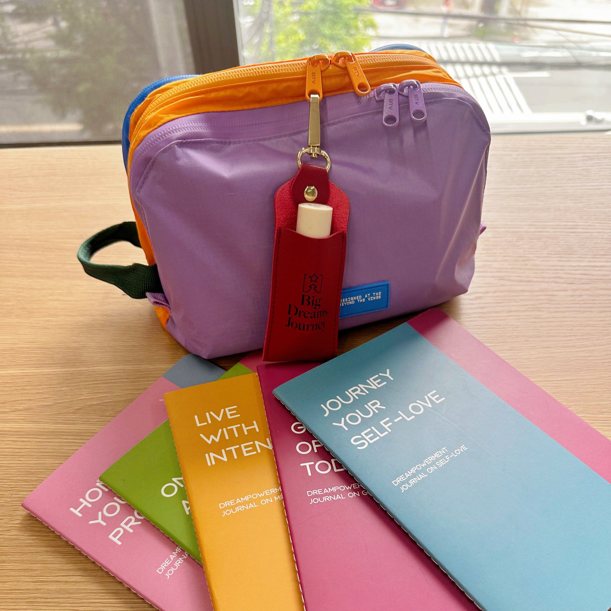 Dreampowerment Journal & Keychain Gift Set