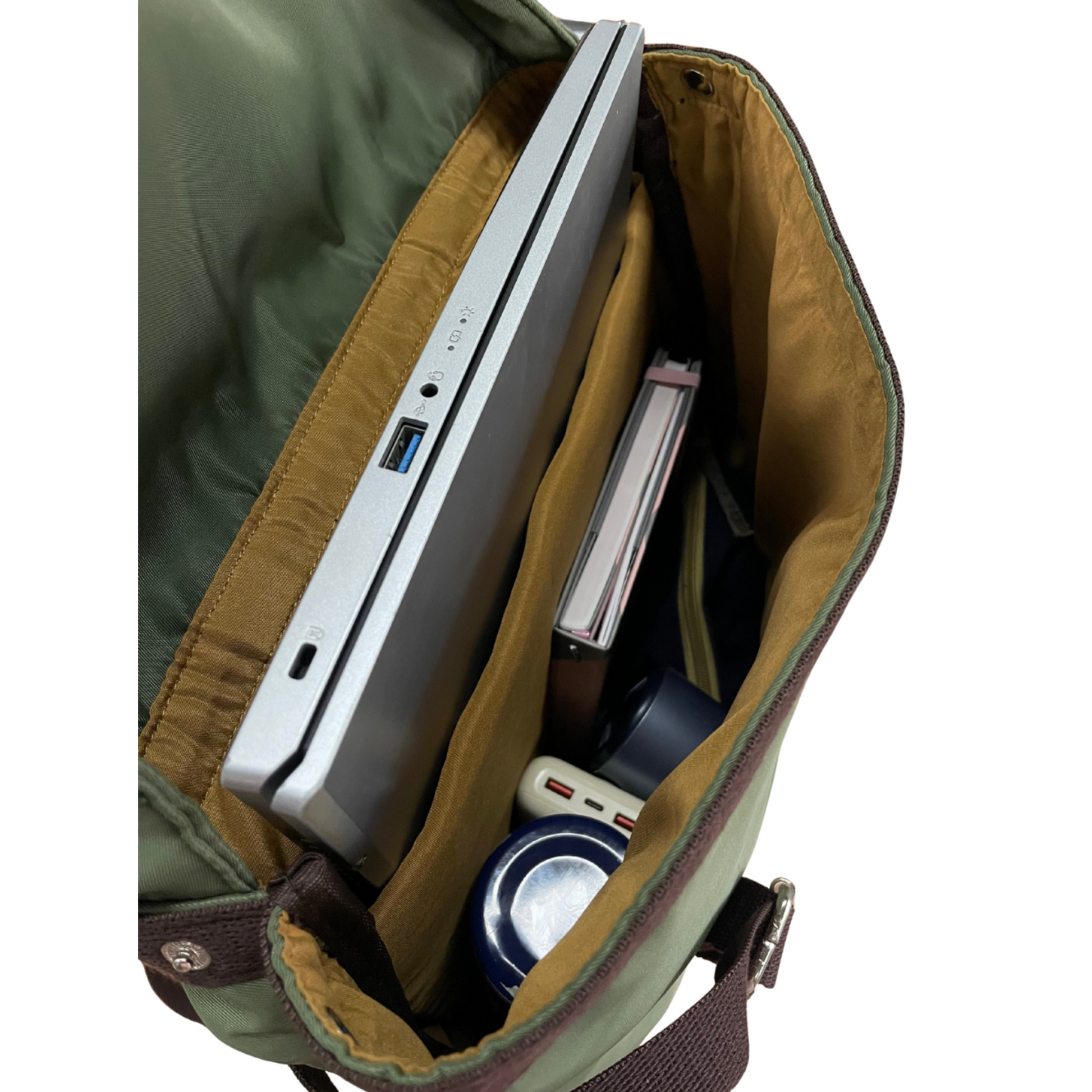 [PRE-ORDER] The Manifest Collection — Vision Bag
